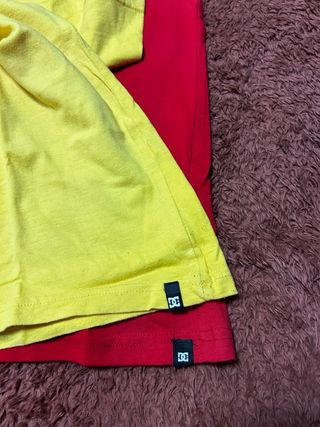 DC Shoes Camisetas Roja y Amarilla
