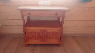 Mesa auxiliar provenzal madera.