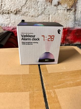Despertador con proyector - Nuevo en caja