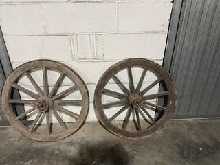Ruote in legno antiche (2)