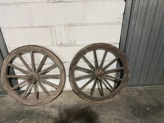 Ruote in legno antiche (2)