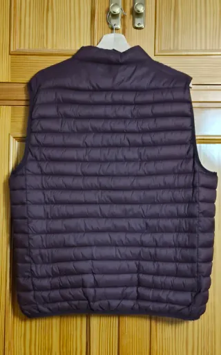 Chaleco acolchado Álvaro Moreno Rojo Burdeos.