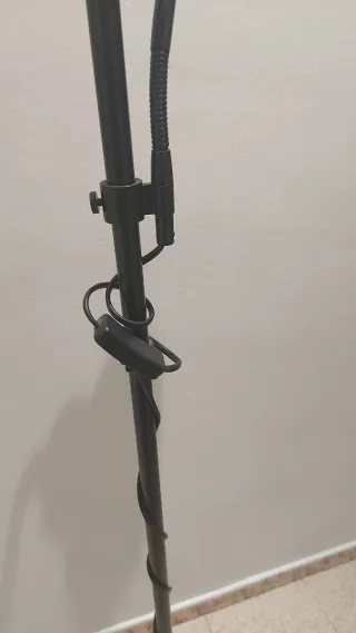 Lámpara de pie Ikea desmontable