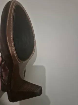Zapatos de tacón con lazos talla 34