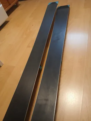 Esquís de travesía Salomon MTN Explore 88