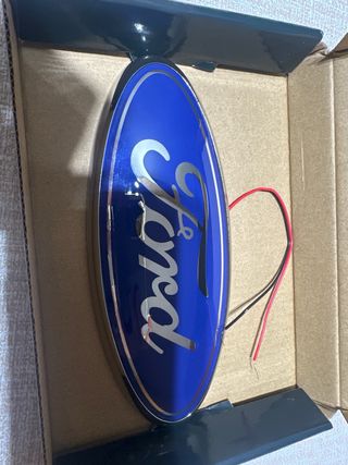 Emblema Ford con Luz LED Azul rojo blanco