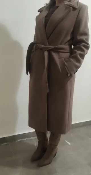 Abrigo largo, cinturón,Stradivarius Xs. Nuevo.