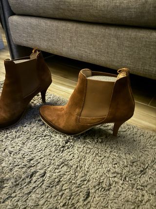 Stivaletti Pedro Garcia marroni scamosciato