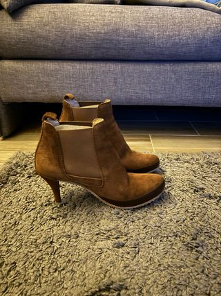 Stivaletti Pedro Garcia marroni scamosciato