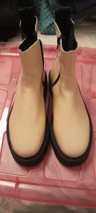 Botines Zara rosa y negro