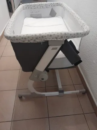 Culla per neonati con funzione relax elettrica