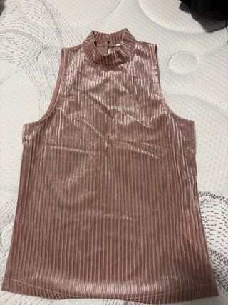 Top rosa de terciopelo acanalado