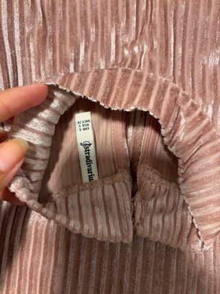 Top rosa de terciopelo acanalado