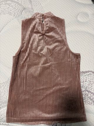 Top rosa de terciopelo acanalado