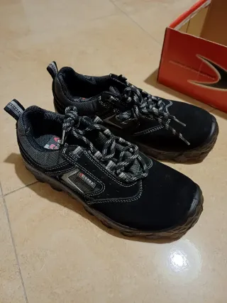 Zapatos de seguridad Cofra negros