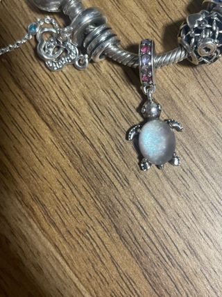 Pulsera Pandora con charms