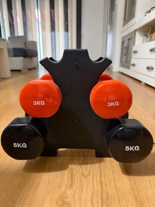 Set de pesas 3kg y 5kg con soporte