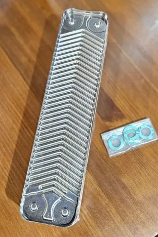 Intercambiador de placas SWEP E8Tx24 . NUEVO.