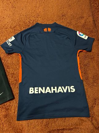 Conjunto Nike Camiseta y Pantalón Corto