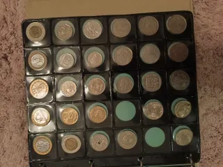 Álbum de monedas de varios países