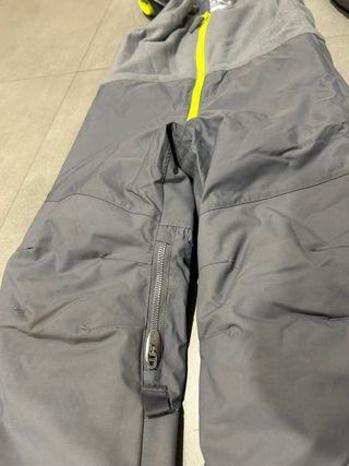 Pantaloncino e giacca da sci Decathlon, bambini 5-7 anni