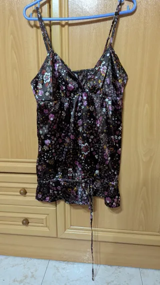Camiseta lencera floral talla pequeño