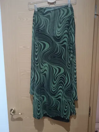 Vestido largo estampado verde y negro