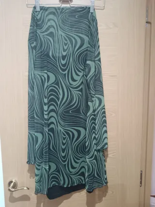 Vestido largo estampado verde y negro