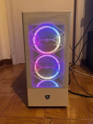 Torre PC Gamer Ryzen 7 Blanca