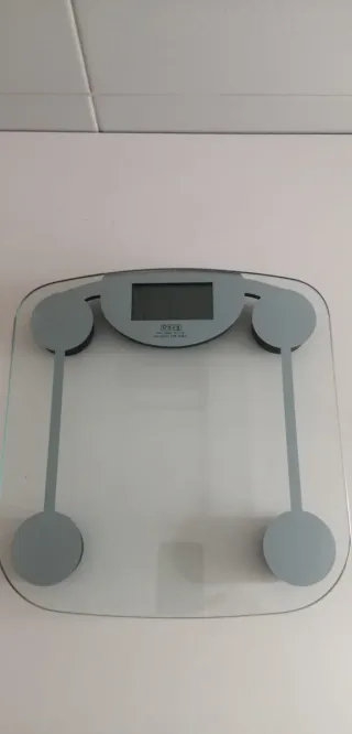 Balanza de baño digital de cristal