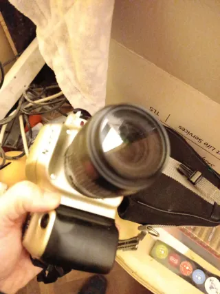 Cámara Nikon F50 Plata