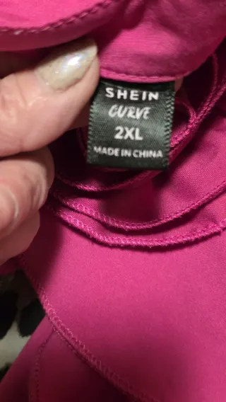 Blusa Fucsia/Magenta Talla 2XL con Flor