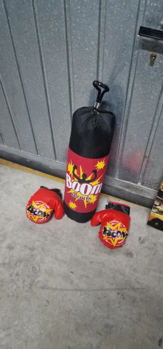 Kit Boxeo Infantil Guantes y Saco