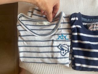 Camisetas niño Sfera rayas azules y blancas.