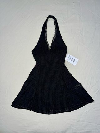 Vestido mini halter textura negro