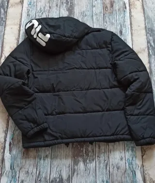 Abrigo Fila con capucha  nuevo