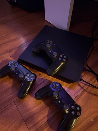PS4 (PlayStation 4) Nero + 3 Controller