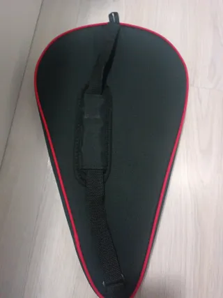 A estrenar Funda Paletero Bullpadel Negra Roja