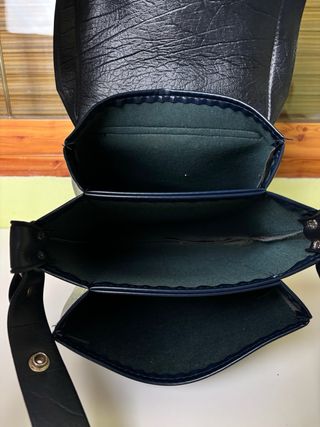 Bolso bandolera vintage negro triple compartimento
