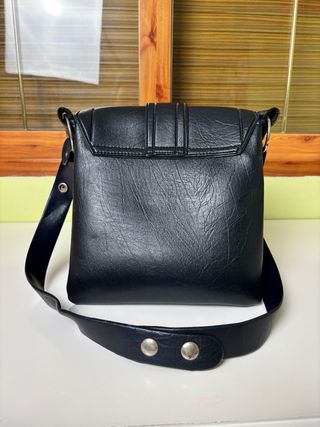 Bolso bandolera vintage negro triple compartimento