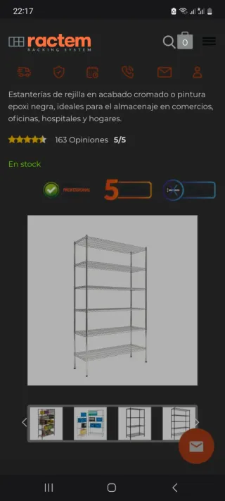 Estanterías metálicas cromadas