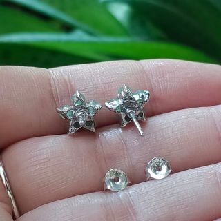 Pendientes flor plata 925 con piedra verde