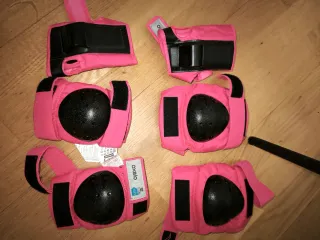 Protecciones patinaje infantil rosa