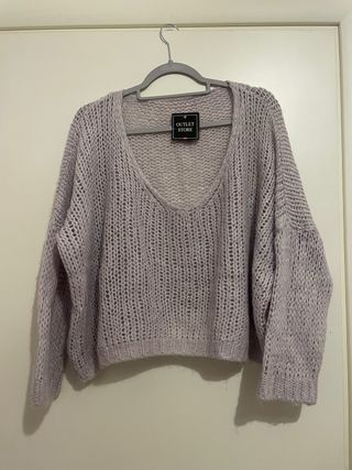 Completo minigonna e maglione traforato