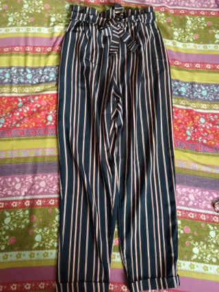 Pantalones Pull&Bear rayas elegantes