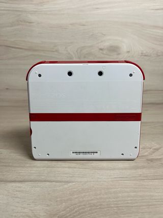 Nintendo 2DS Rossa e Bianca