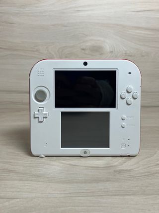 Nintendo 2DS Rossa e Bianca