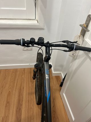 Bicicleta Rockrider ST100 Gris