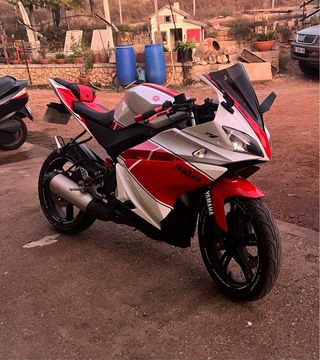 Yamaha YZF R125