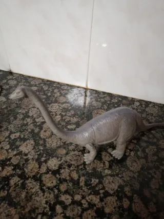 Lote 7 dinosaurios de juguete